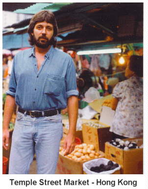Horse trading in Temple Street Market - Hong Kong 1991
